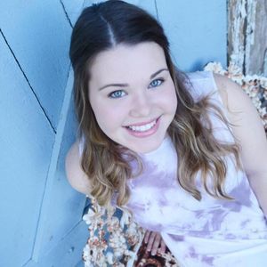Meet your Posher, Abi